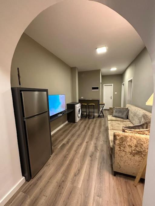 Bejart Apartment 4 Tirana Eksteriør billede